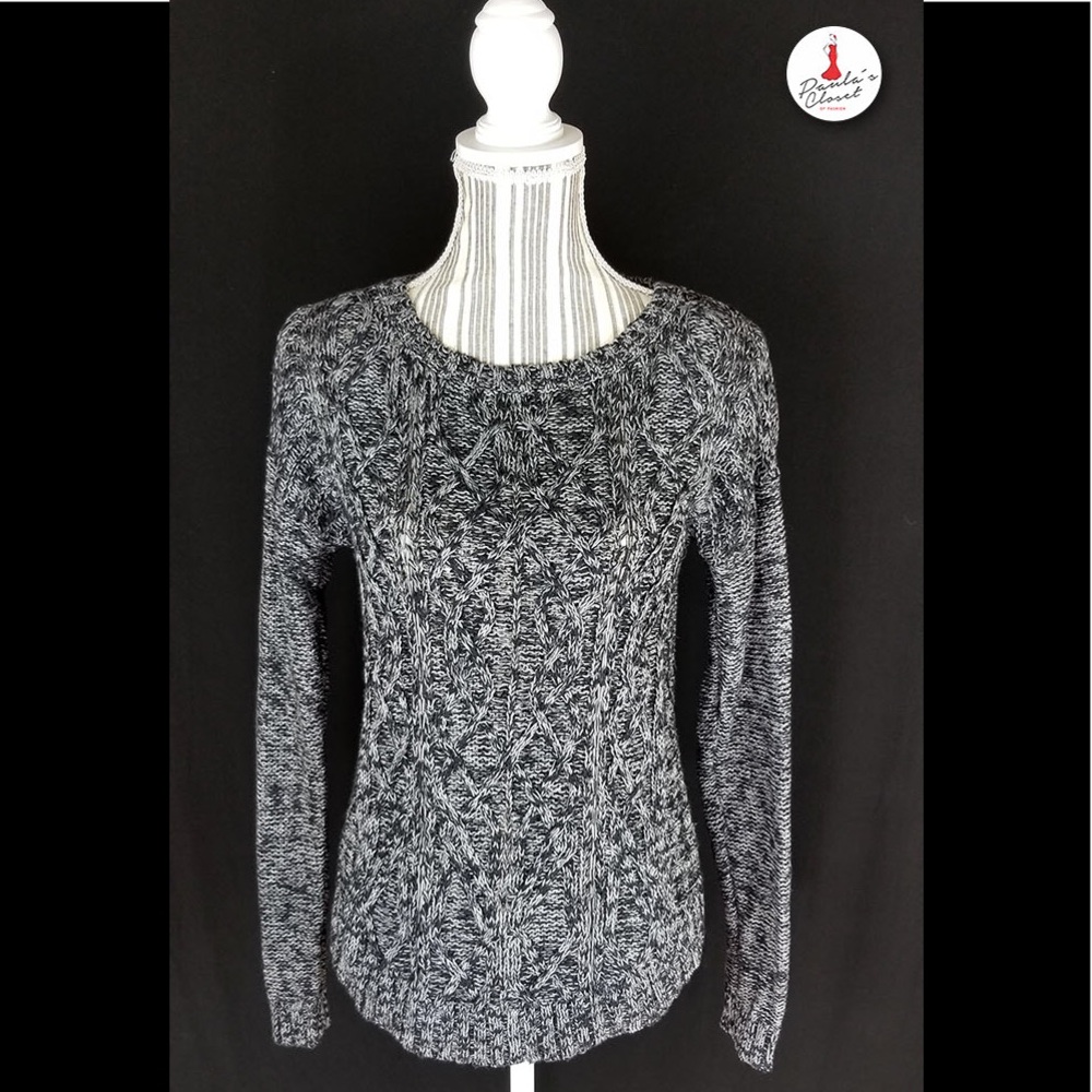 🌸Mossino Woman’s Sweater 🌸